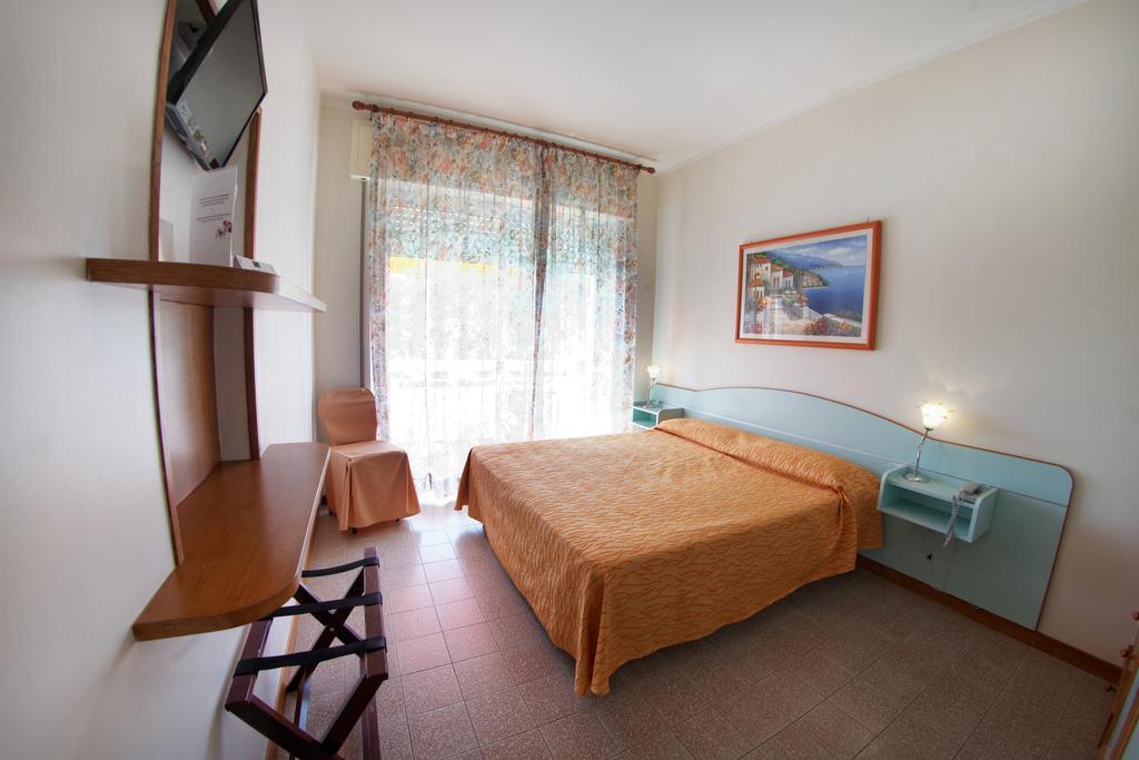 Hotel Capo Circeo Centro Benessere&Padel San Felice Circeo Esterno foto